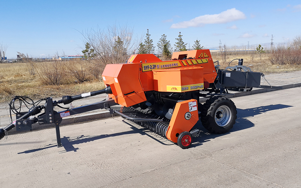 標(biāo)題：9YF-2.2P型方草捆撿拾壓捆機(jī)
瀏覽次數(shù)：104
發(fā)表時(shí)間：2023-12-12