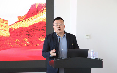 標(biāo)題：呼和浩特分院組織召開領(lǐng)導(dǎo)干部業(yè)務(wù)培訓(xùn)會(huì)暨領(lǐng)導(dǎo)干部講黨課
瀏覽次數(shù)：1029
發(fā)表時(shí)間：2024-12-06