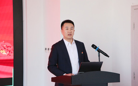 標題：呼和浩特分院組織召開領導干部業(yè)務培訓會暨領導干部講黨課
瀏覽次數(shù)：1272
發(fā)表時間：2024-12-26